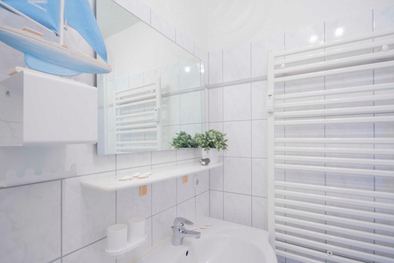 Ferienwohnung Deichblick Sellin  Esterno foto